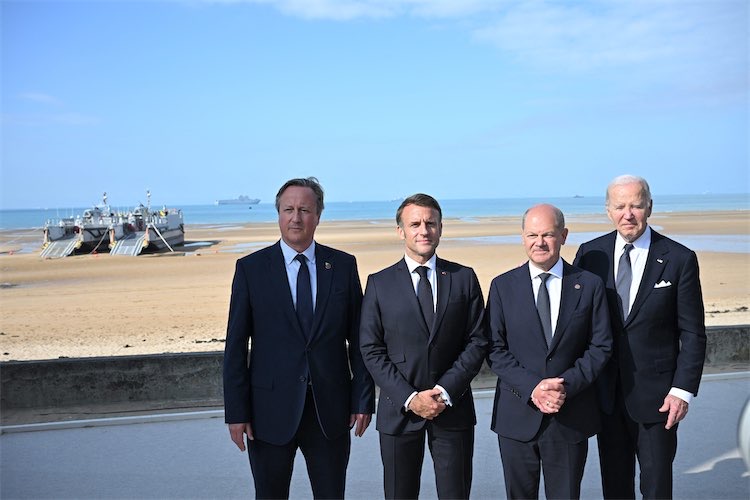 David Cameron with world leaders